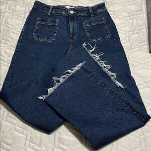 Sz 8/27⭐️NWOT Mango Alex Patch Pocket Dark Wash Kick Flare Crop Jeans.Worn once